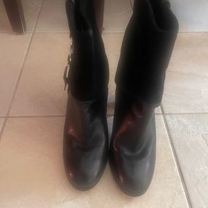 MK  booties